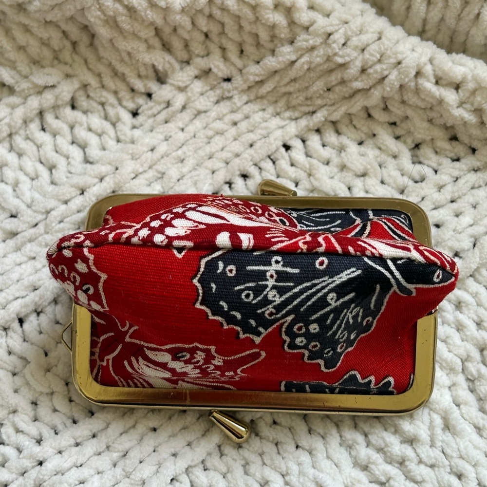 Red butterfly coin purse - Picture 5 of 6